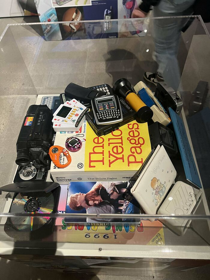 59 Nostalgic Posts To Make You Miss The Simpler, Stranger Days Of The 90s (New Pics)