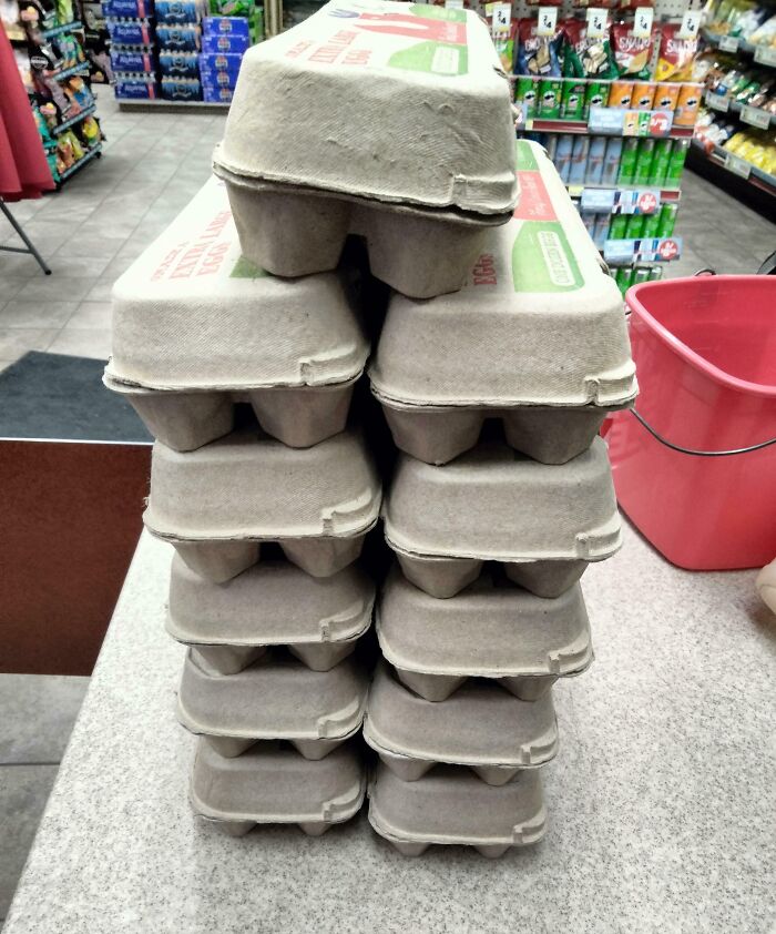 92 Photos That Serve As Brutal Reminders Of How Bad Consumerism Has Gotten (New Pics)