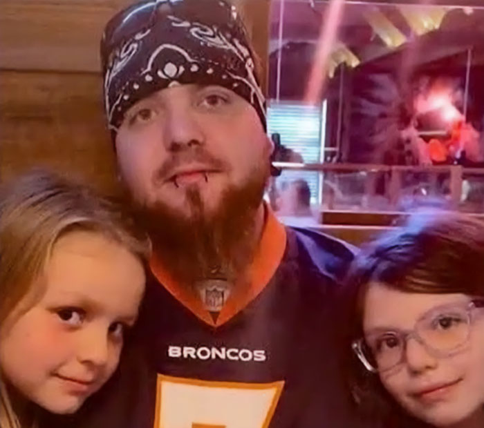 Heartbreaking Final Phone Call Man Made To Wife Before Horrific Explosion Took Him And His 2 Daughters