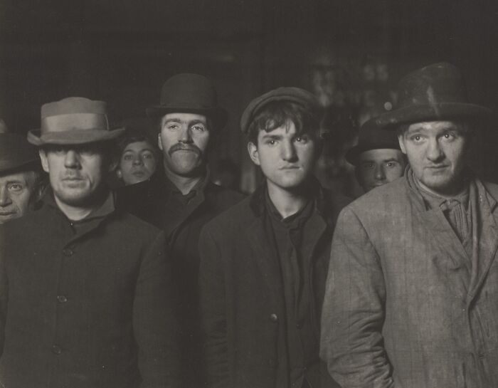 These 31 Somber Photos From History Each Tell A Gut-Wrenching Story