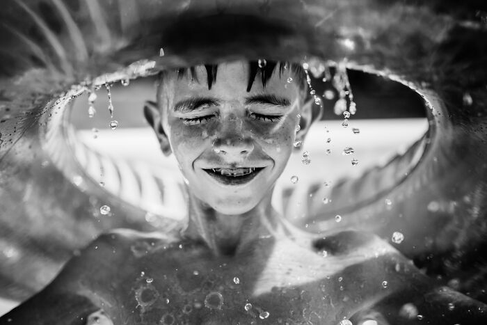 These Stunning Photos Just Won The 2024 Tokyo Foto Awards, And They&#8217;re Full Of Summer Vibes (20 Pics)