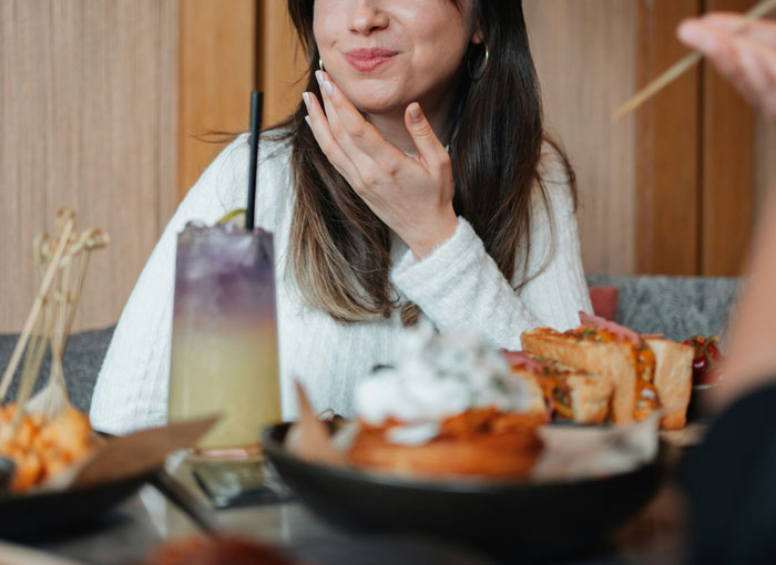 Woman Reaches Breaking Point After Coworker Grabs Food From Her Birthday Brunch Plate
