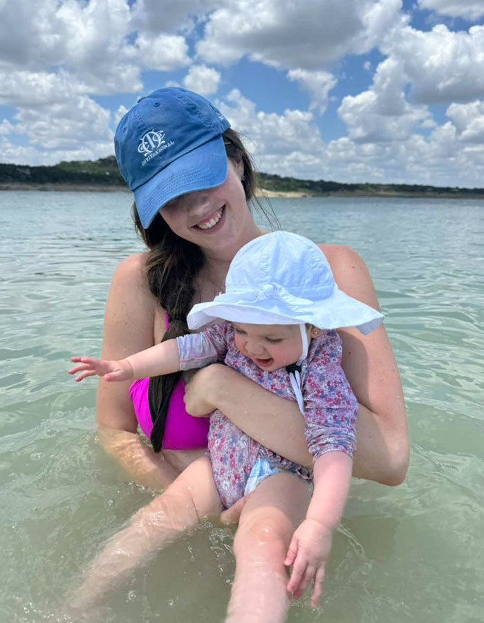 Viral Video Shows Just How Brutal Life Is For Working Moms In America