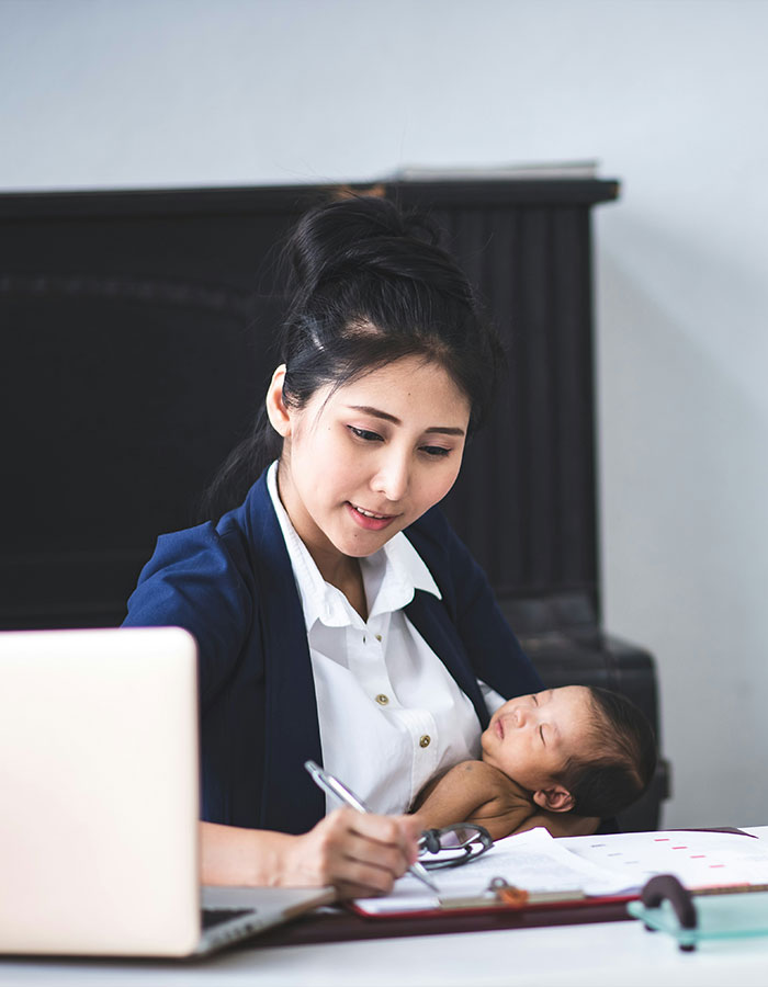 Viral Video Shows Just How Brutal Life Is For Working Moms In America