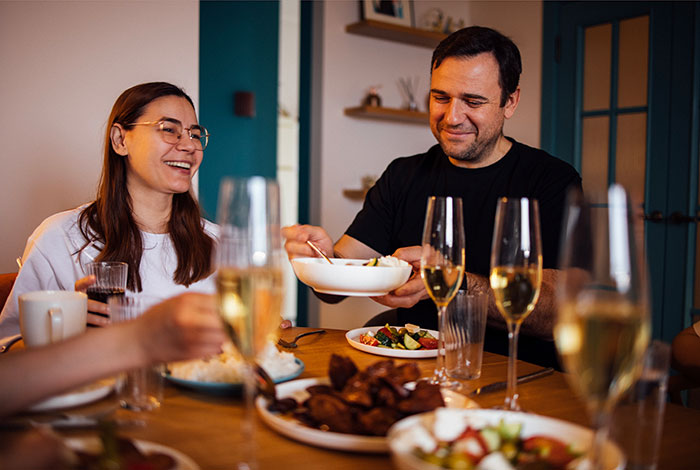 Woman Won&#8217;t Take The Blame For A Ruined First Meeting With Her Parents After BF Parties Too Hard