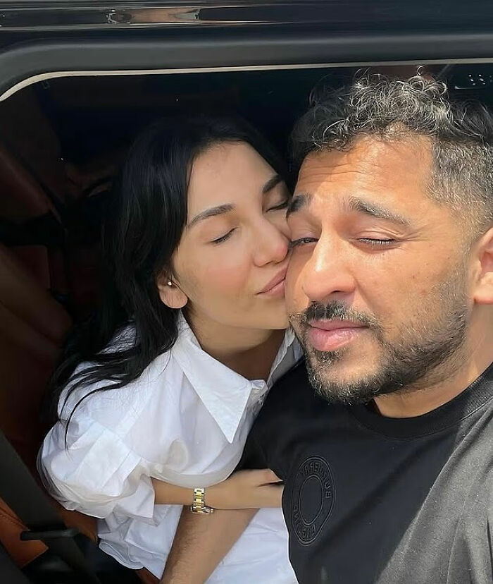 After Intoxicated Man&#8217;s Horrifying Threat To Flight Attendant, Supermodel Wife Defends His &#8220;Pain&#8221;