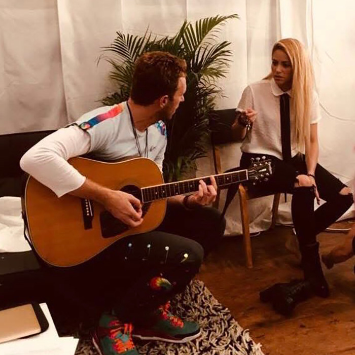 Fans Speculate On Shakira And Chris Martin Romance After Emotional Onstage Moment