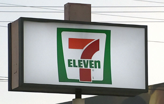 “Horrific”: Roommate Of 7-Eleven Manager Who Slew Coworker By Sitting On Her Breaks Silence