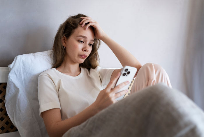 BF Breaks Up Without Warning, Blocks Contact, Then Claims He Was Waiting For Her To Fight For Him