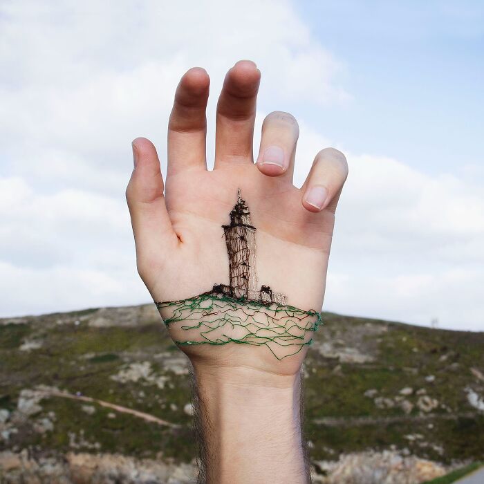 21 Emotional Photos Of A Man Who Stitches Landscapes Into His Skin