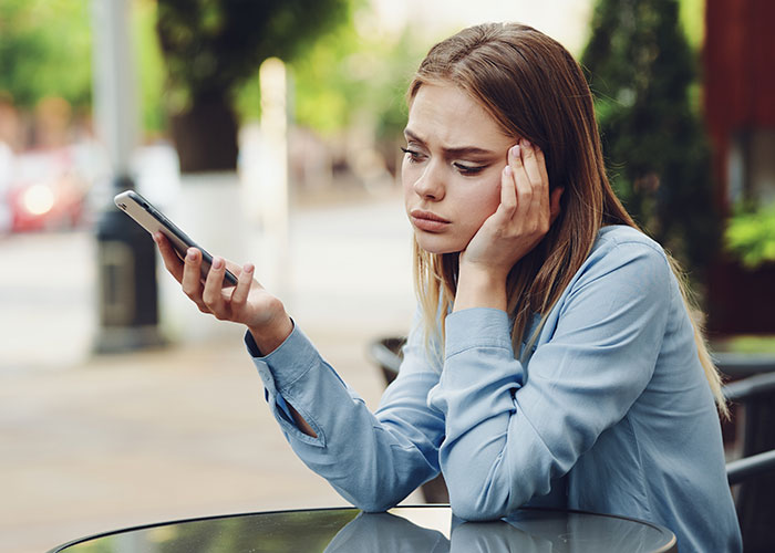 &#8220;Outstayed Your Welcome&#8221;: People Give 28 Y.O. A Reality Check When She Can&#8217;t Leave Parents Alone