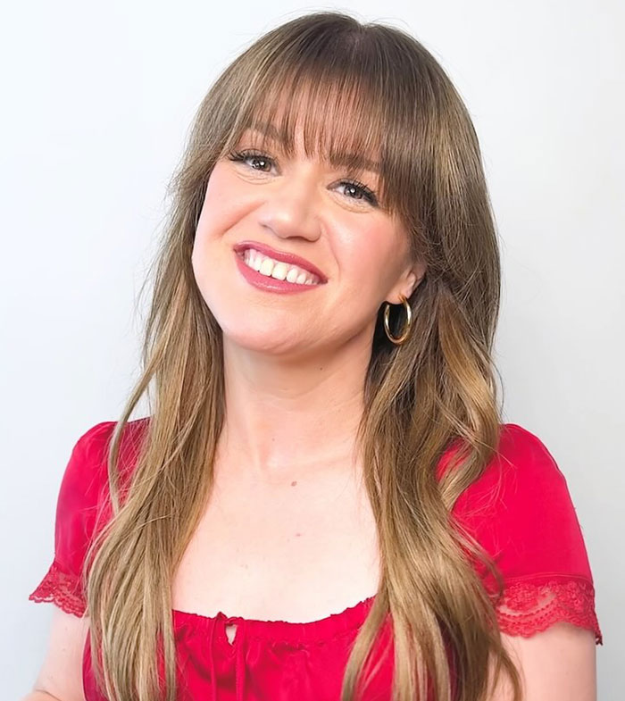 &#8220;This Speaks Volumes Of Her&#8221;: People Praise Kelly Clarkson For Her Behavior Towards Ex-Husband