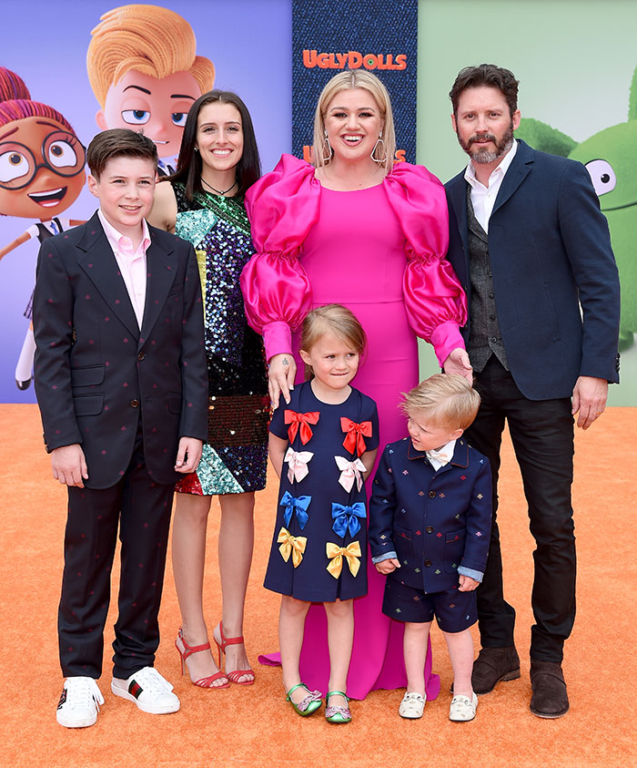 &#8220;This Speaks Volumes Of Her&#8221;: People Praise Kelly Clarkson For Her Behavior Towards Ex-Husband