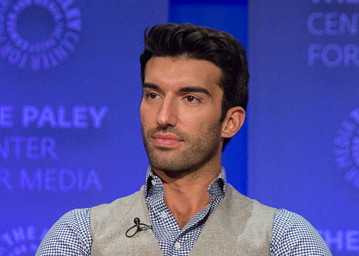 “Tipped Me Almost 100%”: 53 People Share Their Craziest Celeb Encounter Stories
