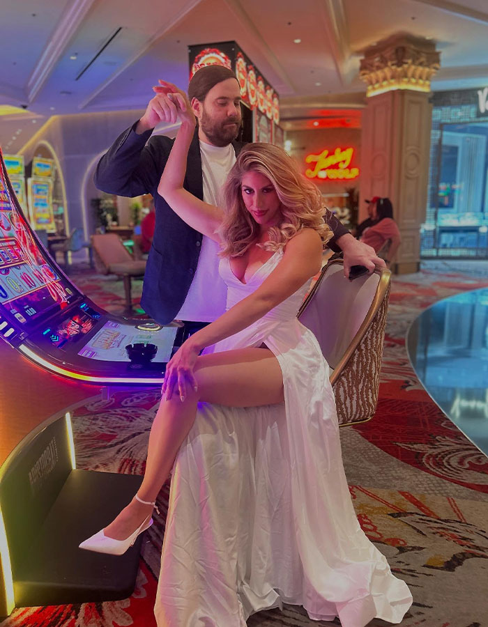 “Forced Marriage Or Kidnapping”: Bride’s Elvis Serenade At Vegas Wedding Scares Off Groom