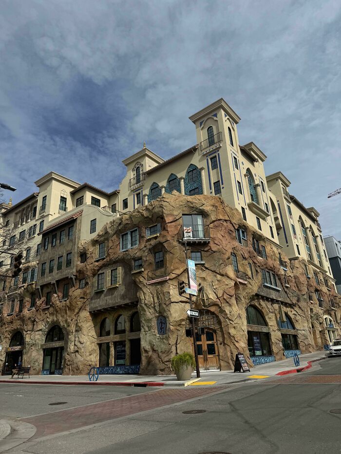 This Community Shares The Most Impressive Architectural Feats, Here Are 89 Of Their Newest Pics