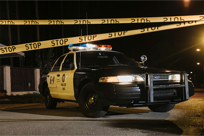 “I’m Not Crazy” 42 Stories About The Most Memorable Wild Situations Cops Had To Deal With