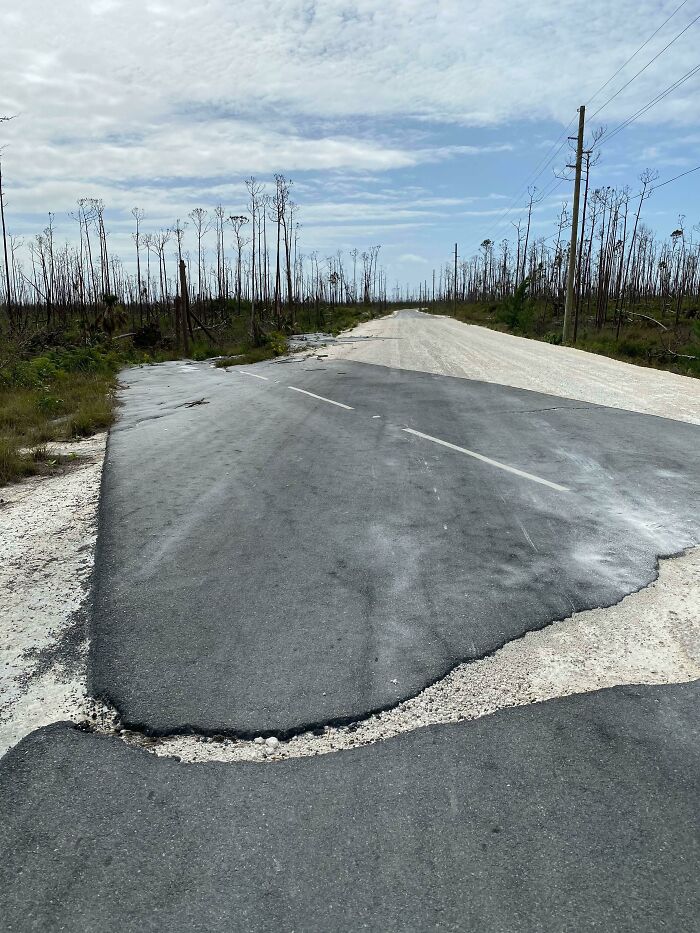 “I Think God Hates Me”: 59 Wild Pics Of Mother Nature Doing Things On Its Own Terms (New Pics)