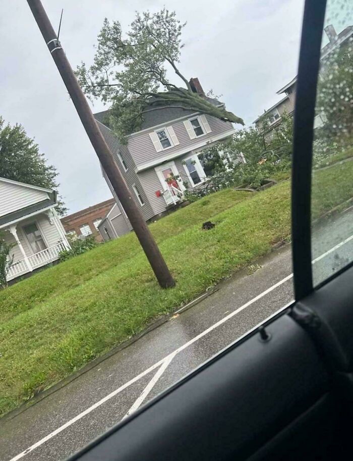“I Think God Hates Me”: 59 Wild Pics Of Mother Nature Doing Things On Its Own Terms (New Pics)