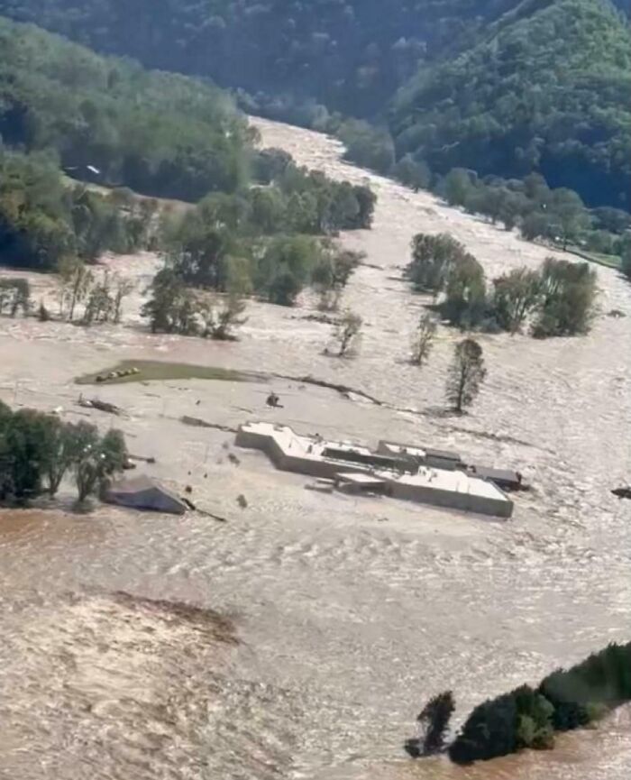 “I Think God Hates Me”: 59 Wild Pics Of Mother Nature Doing Things On Its Own Terms (New Pics)