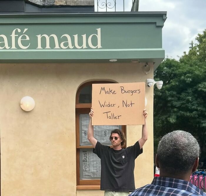 58 Times “Dude With The Sign” Wrote Down What Everyone Is Thinking But Not Saying Out Loud (New Pics)