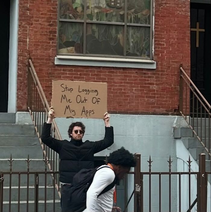 58 Times “Dude With The Sign” Wrote Down What Everyone Is Thinking But Not Saying Out Loud (New Pics)