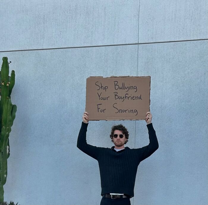 58 Times “Dude With The Sign” Wrote Down What Everyone Is Thinking But Not Saying Out Loud (New Pics)