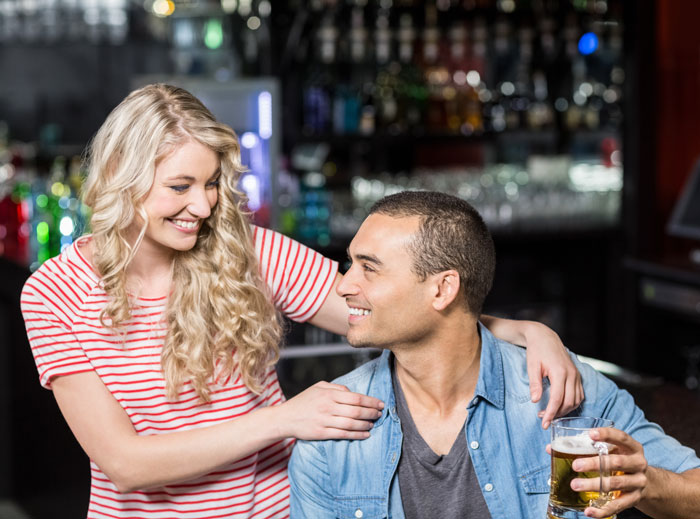 44 Stories Of Bar Staff And Customers Protecting Women Who Were Getting Creeped Out By Men