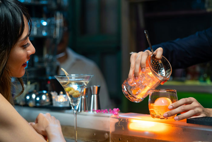 44 Stories Of Bar Staff And Customers Protecting Women Who Were Getting Creeped Out By Men