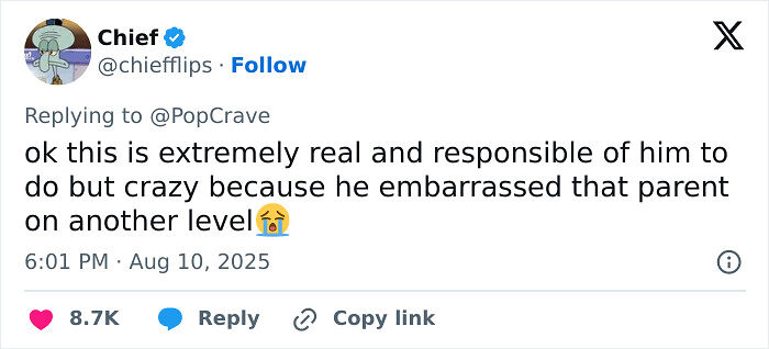 Singer Abruptly Stops Concert After Spotting &#8216;Irresponsible&#8217; Mom—His Next Words Divided The Internet