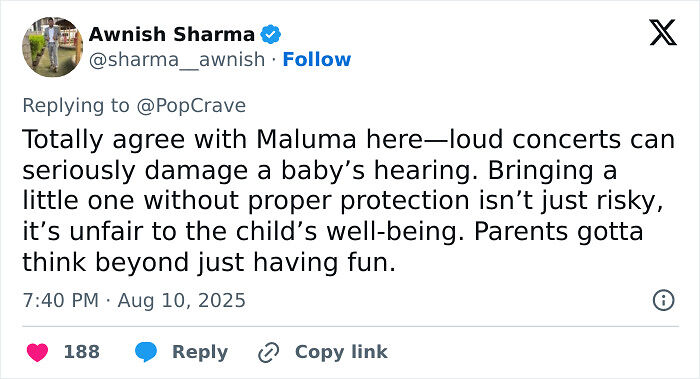 Singer Abruptly Stops Concert After Spotting &#8216;Irresponsible&#8217; Mom—His Next Words Divided The Internet