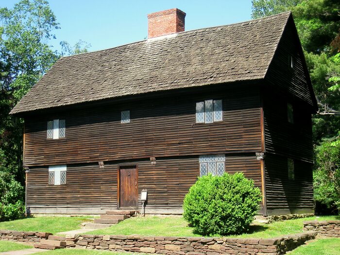 34 Remarkable Historic Homes That Define America’s Architectural Heritage