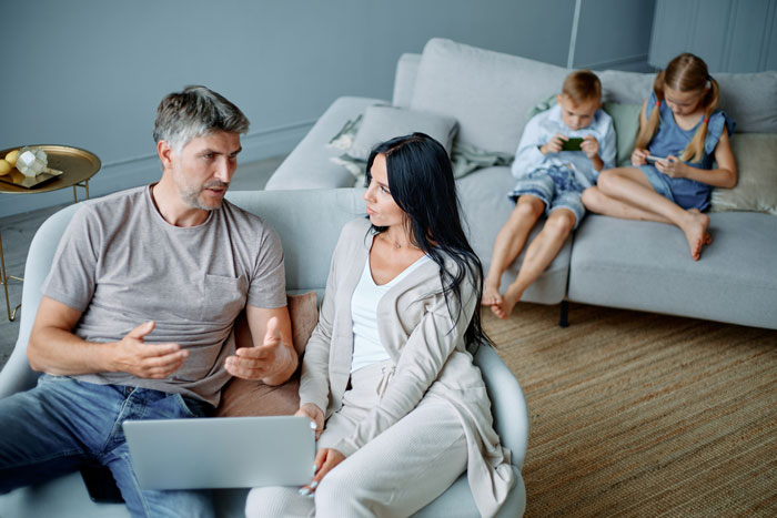 “That’s A Full-Time Job”: Teen Refuses To Babysit Step-Siblings For A Week, Parents Have A Meltdown