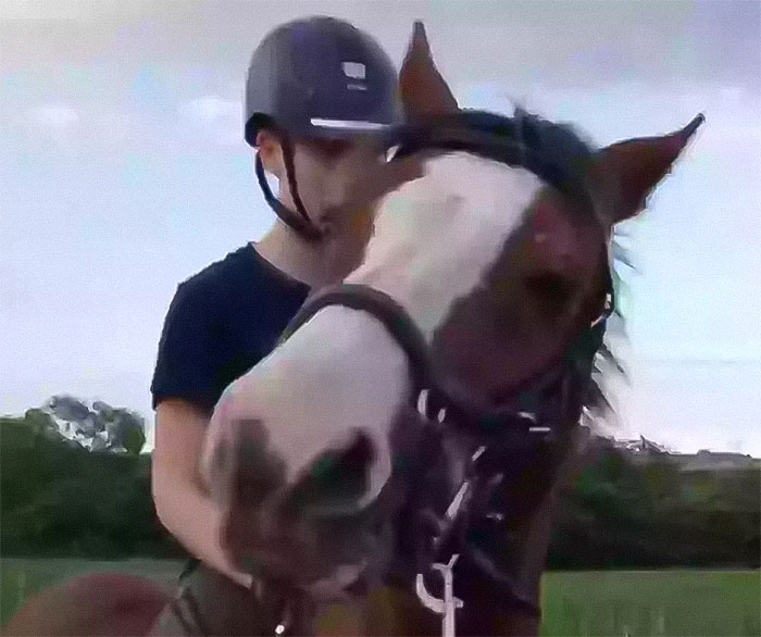After Outrage, Woman Explains Why She Donated Her Daughter’s Pony To Zoo To Be Eaten By Lions