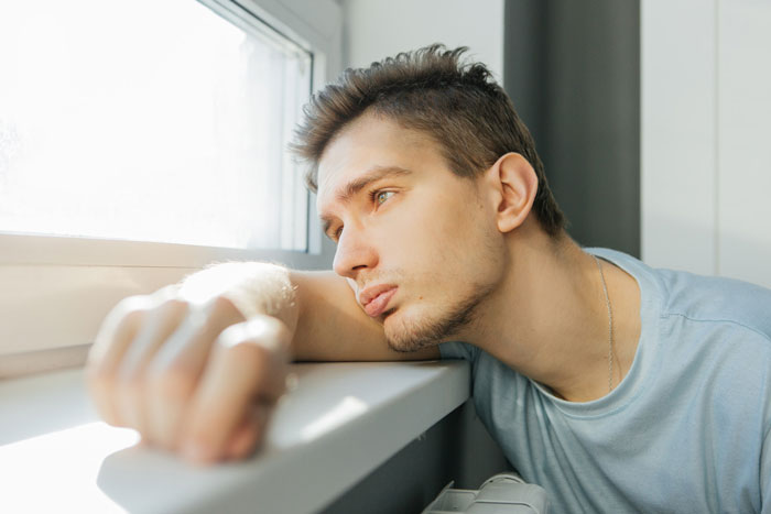 Lady &#8220;Settles&#8221; For Fiancé, He Realizes It&#8217;s Only For What He Provides For Her, Not Love
