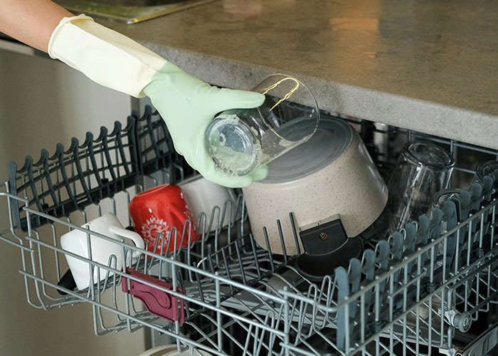 People Assumed Everyone Did These 93 Things Because It’s How It Worked In Their Family