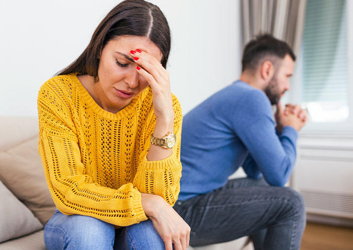 53 People Share The Ups And Downs Of Having A Partner Who Went From Rags To Riches