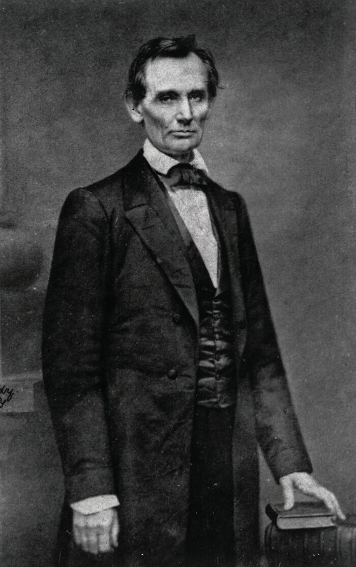 36 Invaluable Photos From The 19th Century That Made History Come Alive