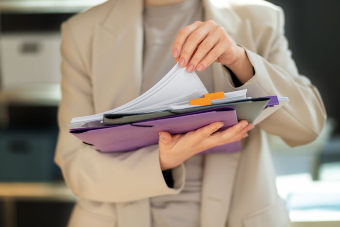 Toxic Newbie Spreads Lies, Tries To Get Colleague Fired, Ends Up In Hot Water With HR