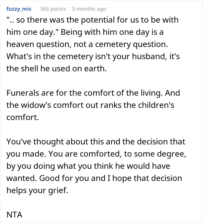 Widow’s Burial Plans For Late Husband Outrage Her Kids And Sister, She Seeks Advice Online
