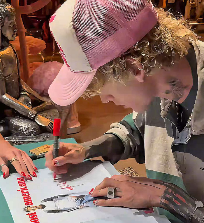After Rumors About Dating Sydney Sweeney, Machine Gun Kelly Is Confronted With Question