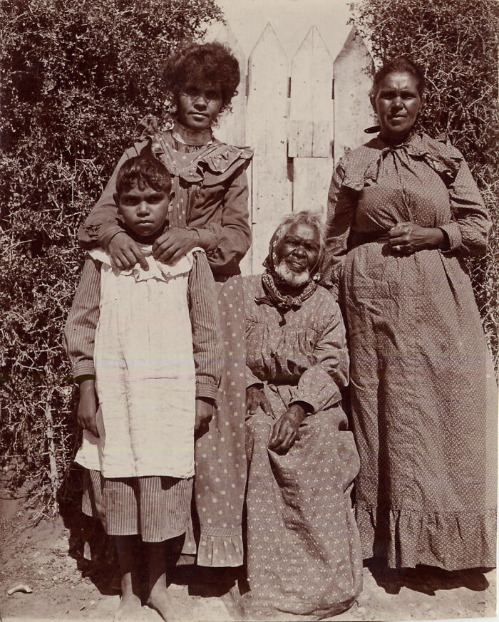 Rare Glimpses Into 1900s Indigenous Australians Through 43 Striking Photos