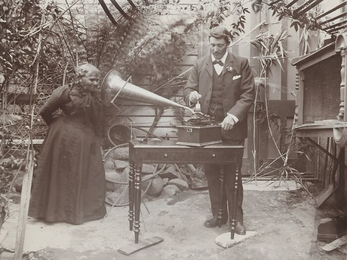 Rare Glimpses Into 1900s Indigenous Australians Through 43 Striking Photos