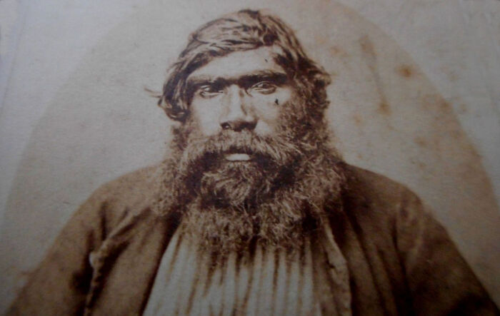 Rare Glimpses Into 1900s Indigenous Australians Through 43 Striking Photos