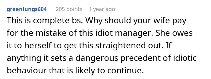 Employee Doesn’t Show Up To A Meet Because She’s Off, Boss Hands Her A Formal Reprimand