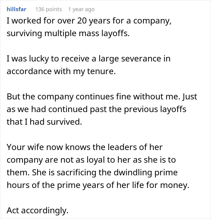 Employee Doesn’t Show Up To A Meet Because She’s Off, Boss Hands Her A Formal Reprimand