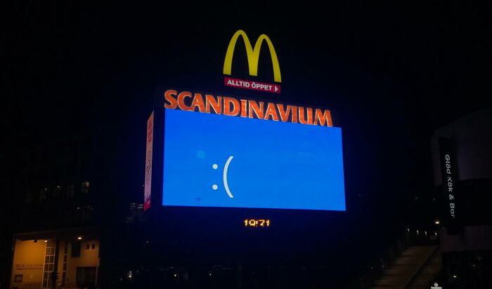 “Another Unattainable Body Portrayed In Advertising”: 73 Funny Advertising Fails (New Pics)