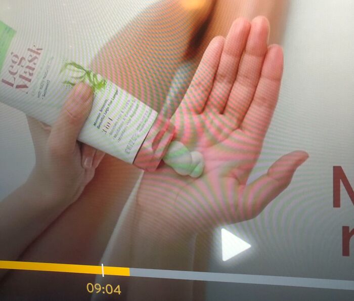 “Another Unattainable Body Portrayed In Advertising”: 73 Funny Advertising Fails (New Pics)