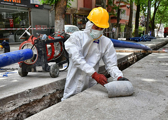 “Missed Me By Millimetres”: 53 Blue Collar Workers Share The Scariest Thing They’ve Experienced At A Job Site