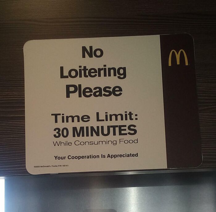 76 Pics That Show We’ve Already Hit Peak Dystopia, And Things Are Only Getting Worse